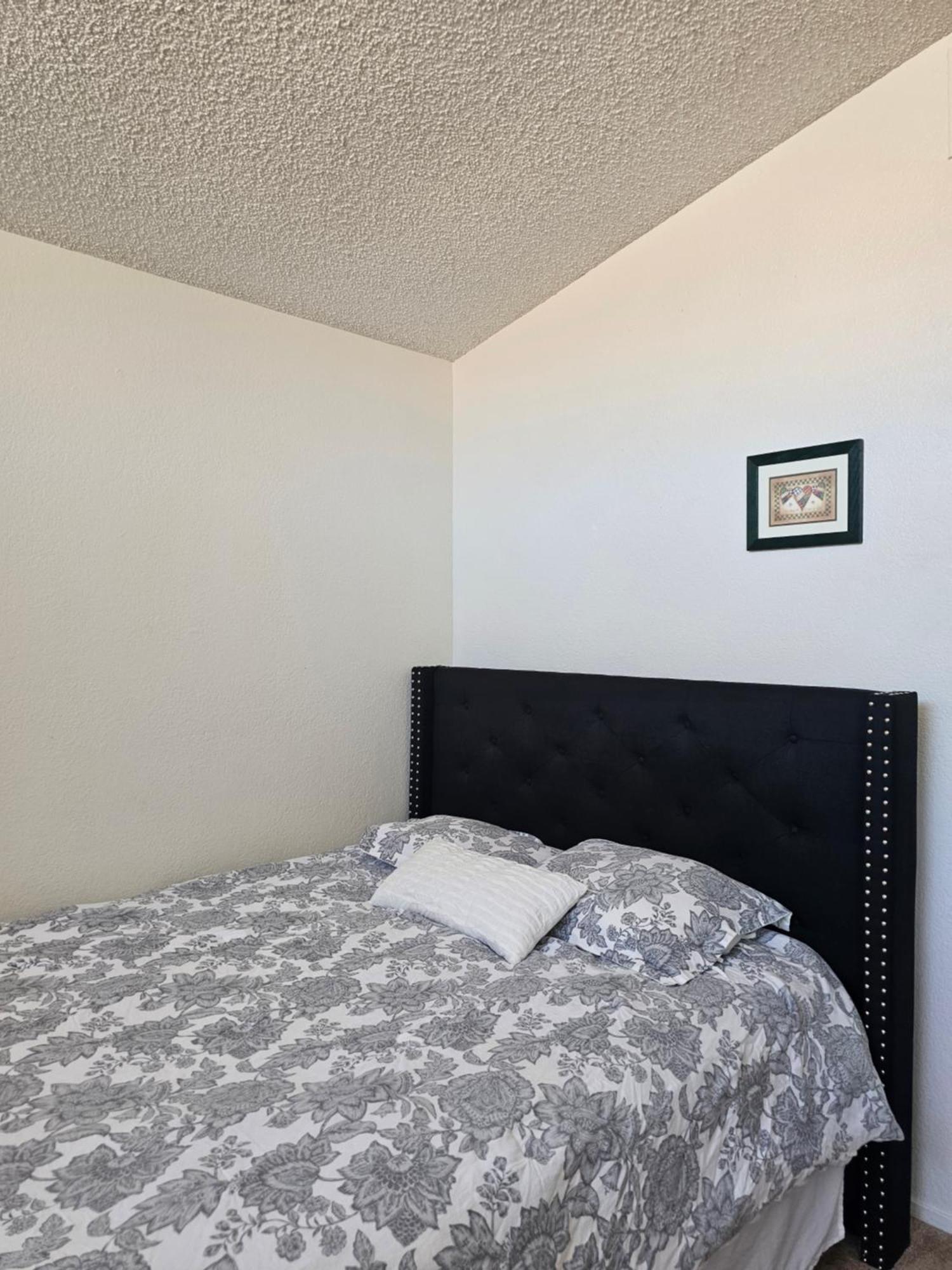 Nice Private Room In A House Close To Red Rock & Las Vegas Strip 拉斯维加斯 外观 照片